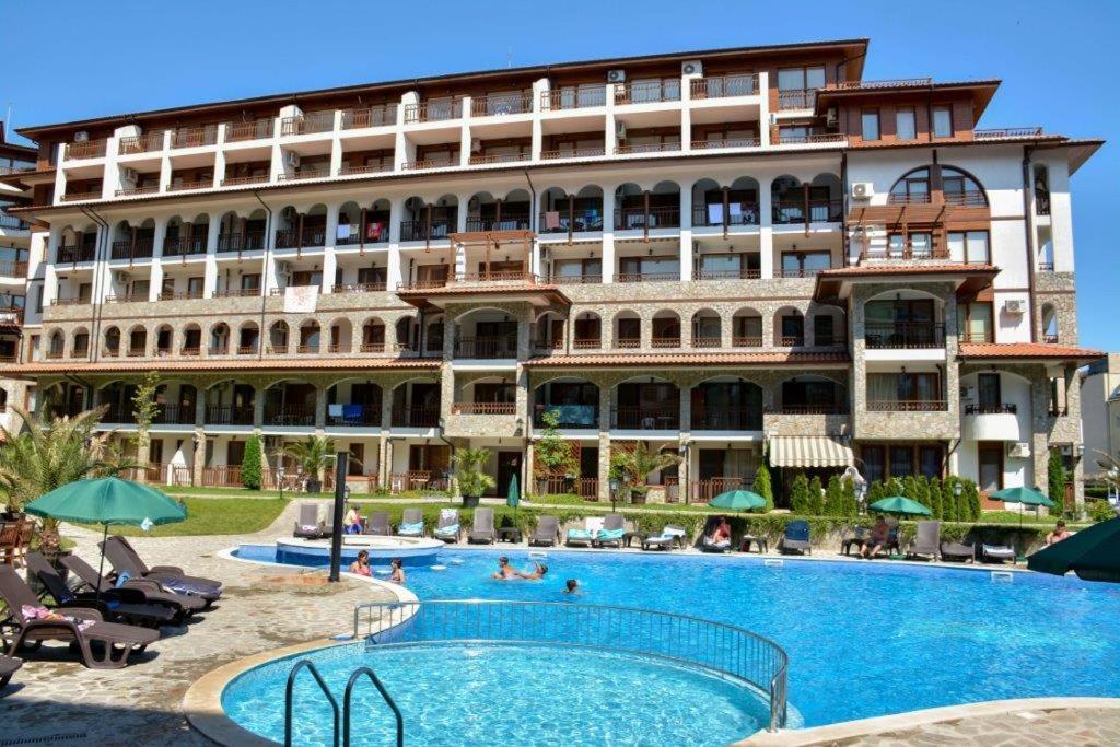 Luxe Apartment Olymp In Свети-Влас Экстерьер фото